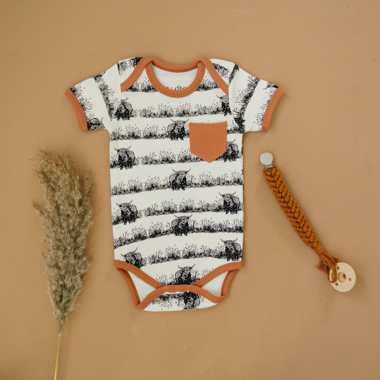 Organic Cotton Short Sleeve Bodysuit - Highland Cow: 0-3