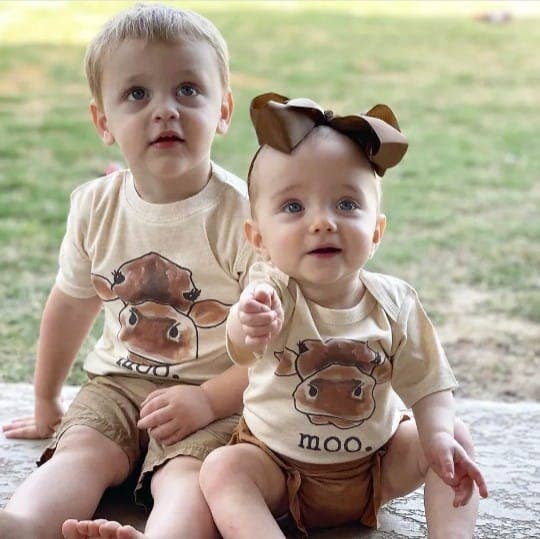 MOO Cow Farm Country Western Newborn Boutique Baby Clothing: 6-12M / Long sleeves