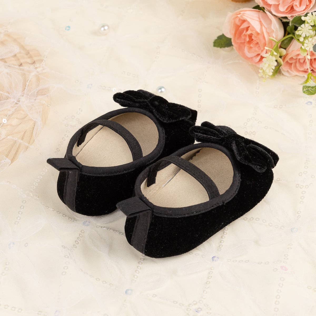 Front Bow velvety baby shoes, available in black and pink.: Pink / 6-12M (12CM